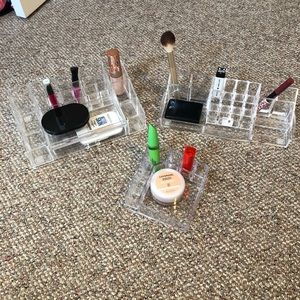 3 makeup organizers